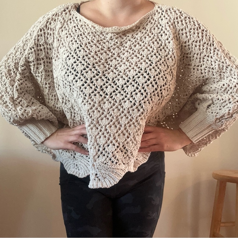 Medium Oversized Sweater Shawl